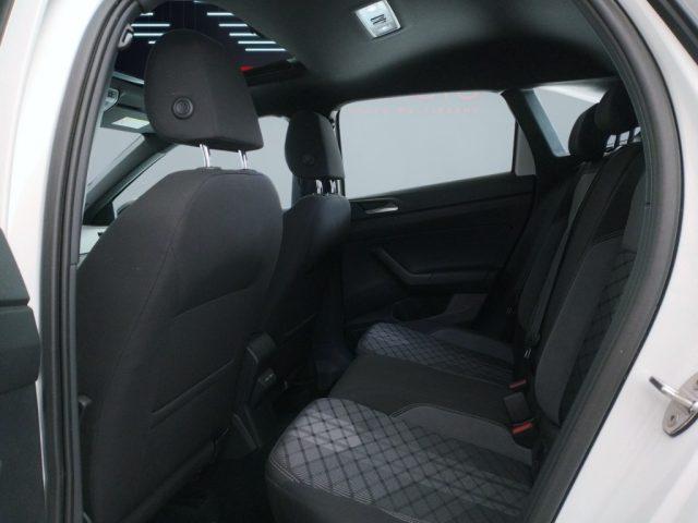 VOLKSWAGEN Taigo 1.0 TSI 115 CV R-Line Km 16.000 Pronta Consegna