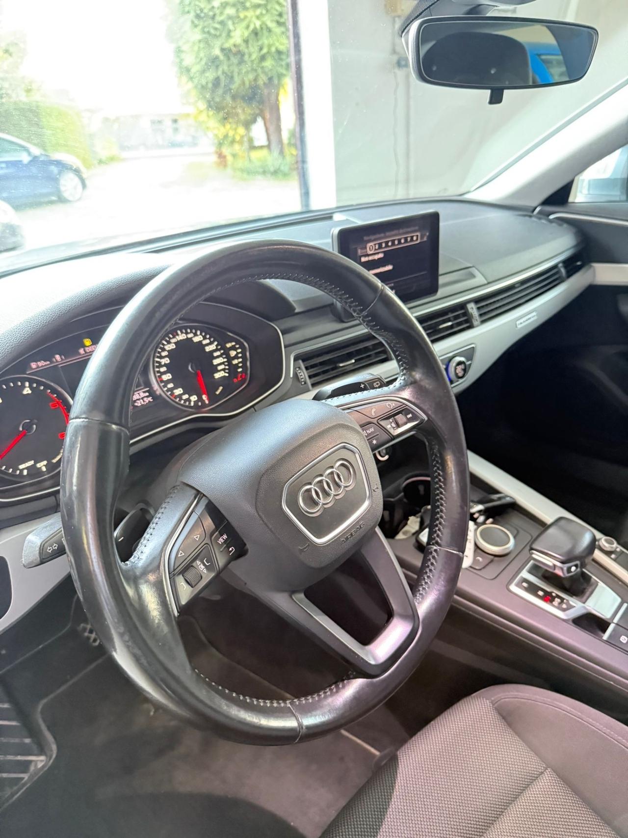 Audi A4 Avant 2.0 TDI 190 CV ultra Business Sport