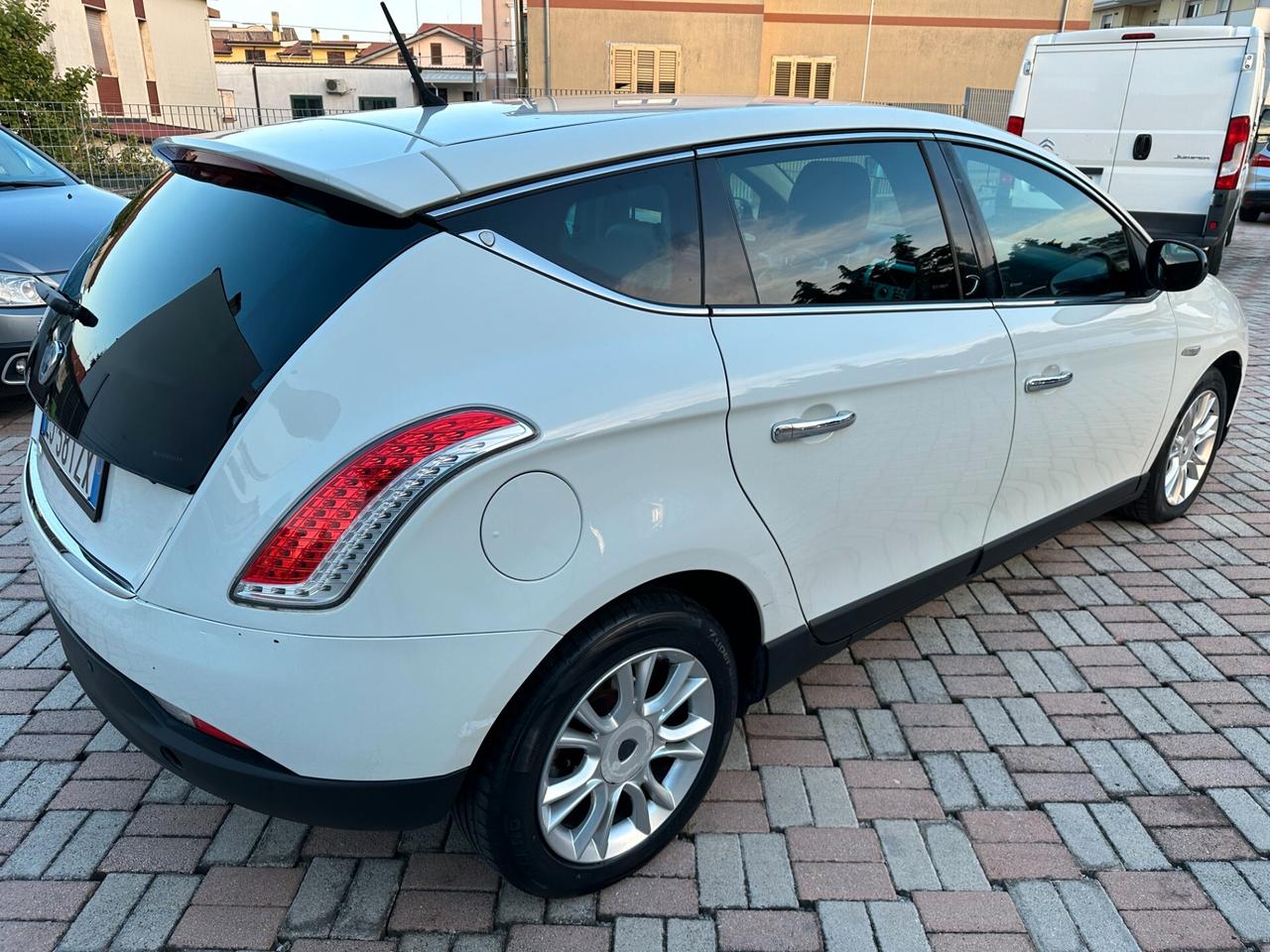 Lancia Delta 1.6 MJT DPF Gold