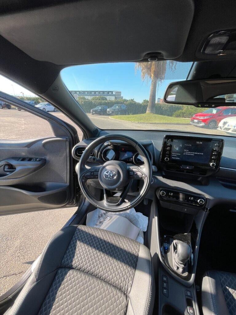 Toyota Yaris 1.5 Hybrid 5 porte Lounge