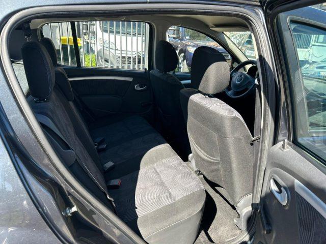 DACIA Sandero 1.4 8V Lauréate