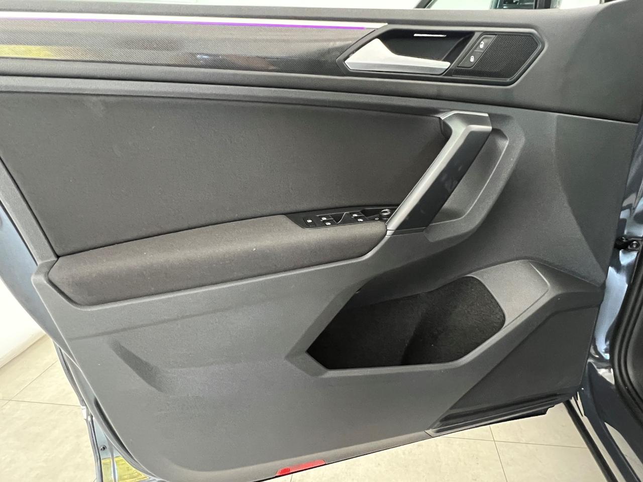VOLKSWAGEN Tiguan II 2021 Tiguan 2.0 tdi Life 150cv dsg