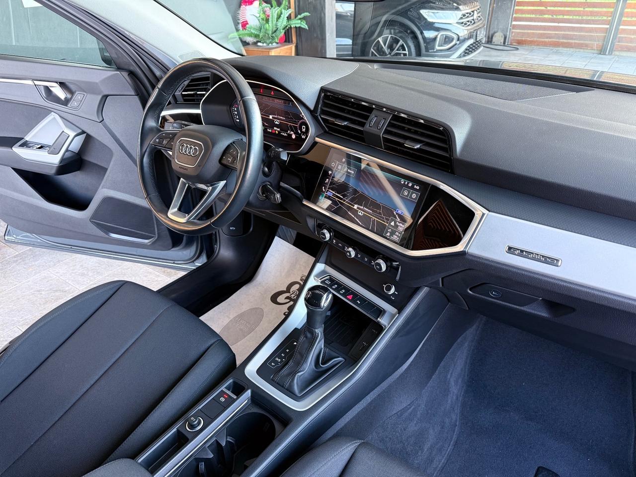 Audi Q3 SPB 35 TDI quattro S tronic Business Plus