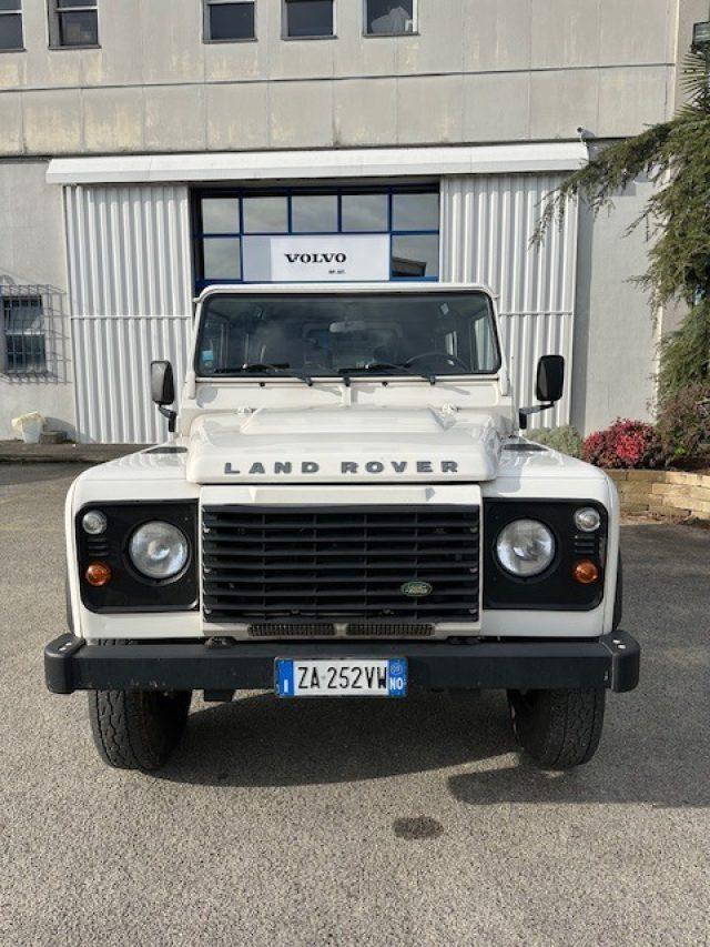 LAND ROVER Defender 90 2.4 TD4 Station Wagon S