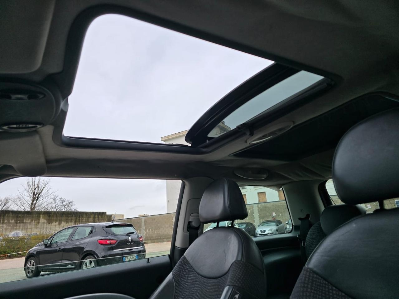 Mini 1.6 16V Cooper anno 2004