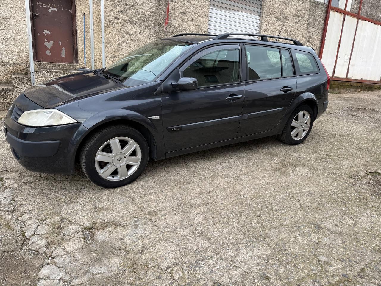 Renault Megane Mégane 1.5 dCi/100CV Grandtour Pack Authentique