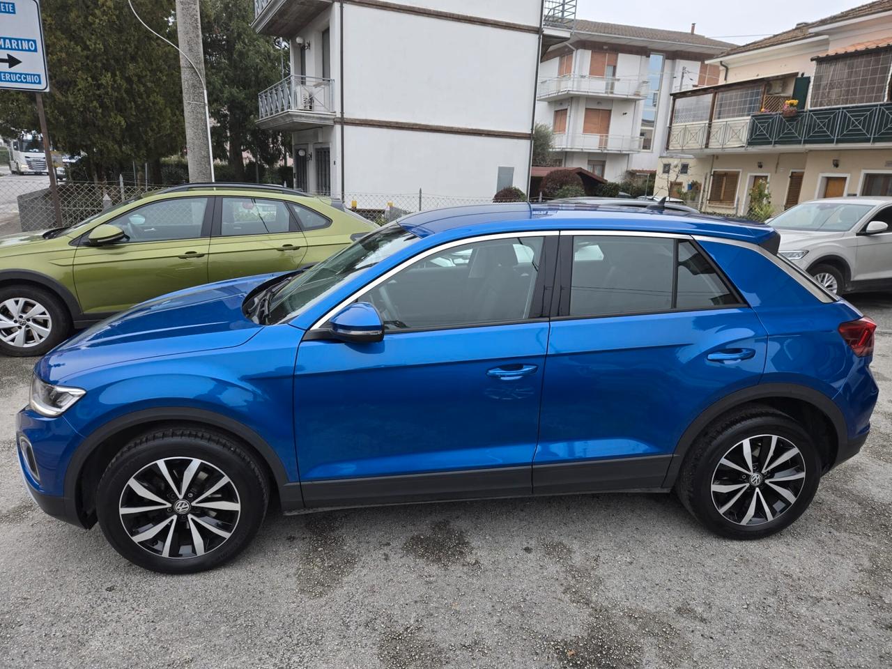 VOLKSWAGEN T-ROC 1.0 LIFE EDITION 110 cv BENZINA -PROMO GENNAIO GA FIN&SAFE-