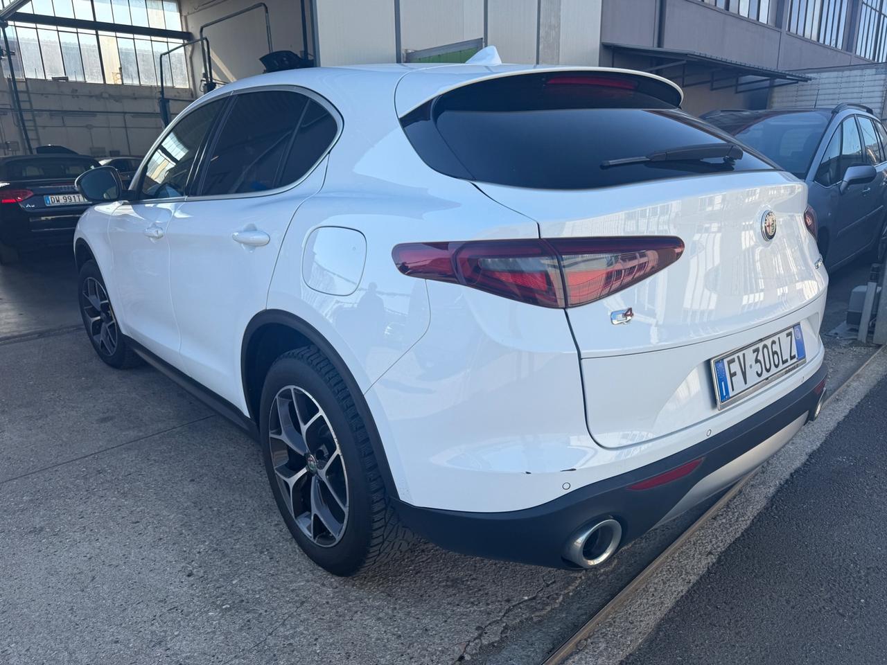 Alfa Romeo Stelvio 2.0 Turbo 200 CV AT8 Q4 Super