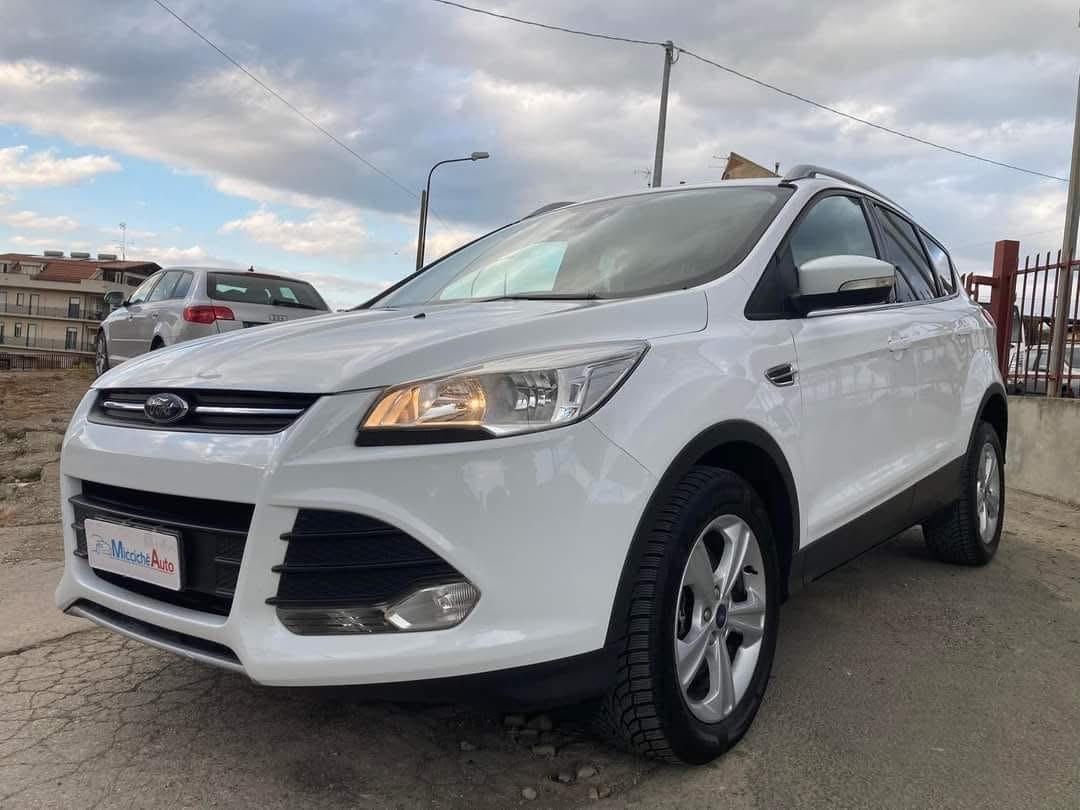 FORD KUGA 2.0 TDCI 120 CV BUSINESS N1 AUTOCARRO