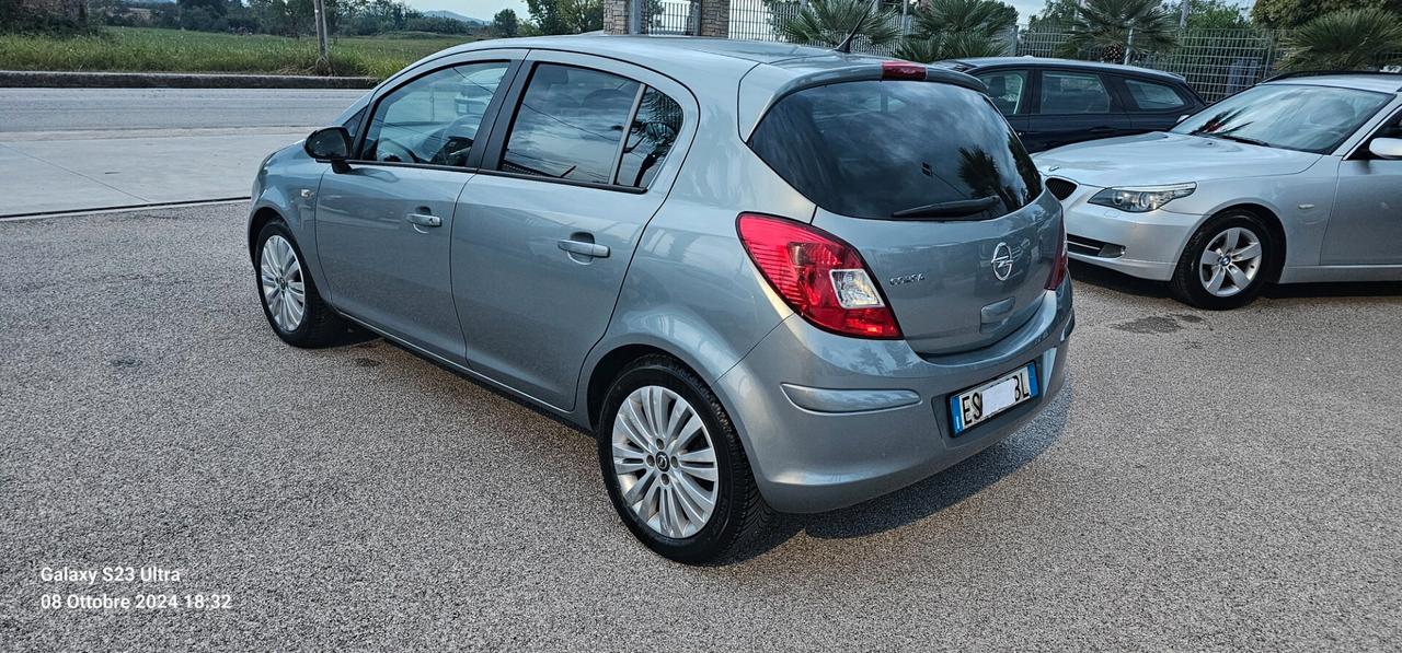 Opel Corsa 1.2 85CV 5 porte GPL-TECH Edition