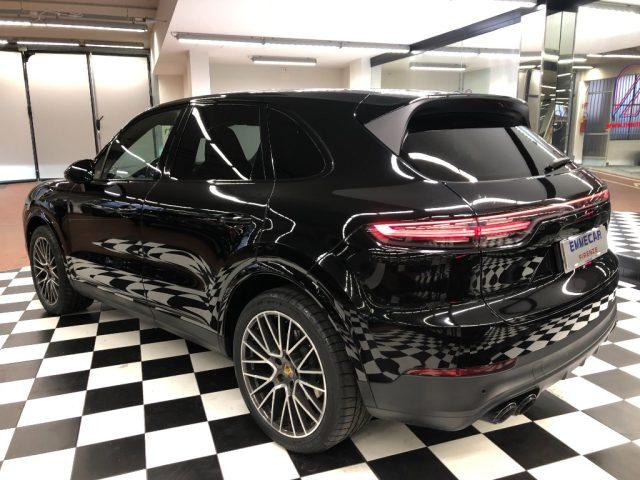 PORSCHE Cayenne 3.0 V6