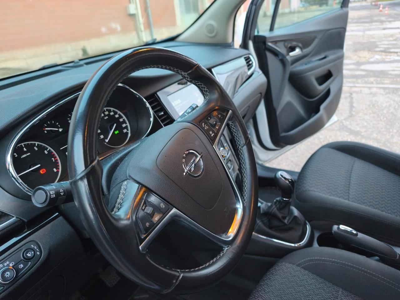 Opel Mokka 2017 (4×2)---1.4 Benzina