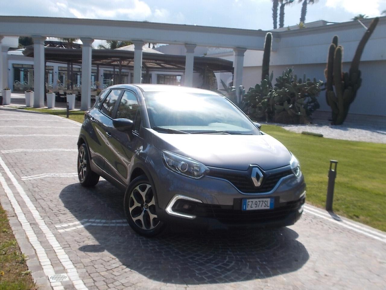 Renault Captur 1.5 dCi 90cv *FULL OPT.* da VETRINA