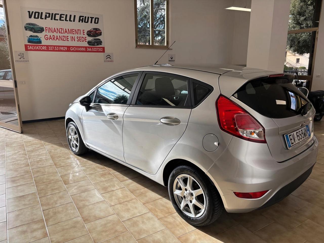 FORD FIESTA ANNO 2014 DS 1.5 ADATTA NEOPATENTATI KM 132 MILA