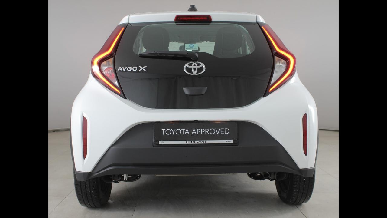 TOYOTA Aygo X - Aygo X 1.0 Active 72cv