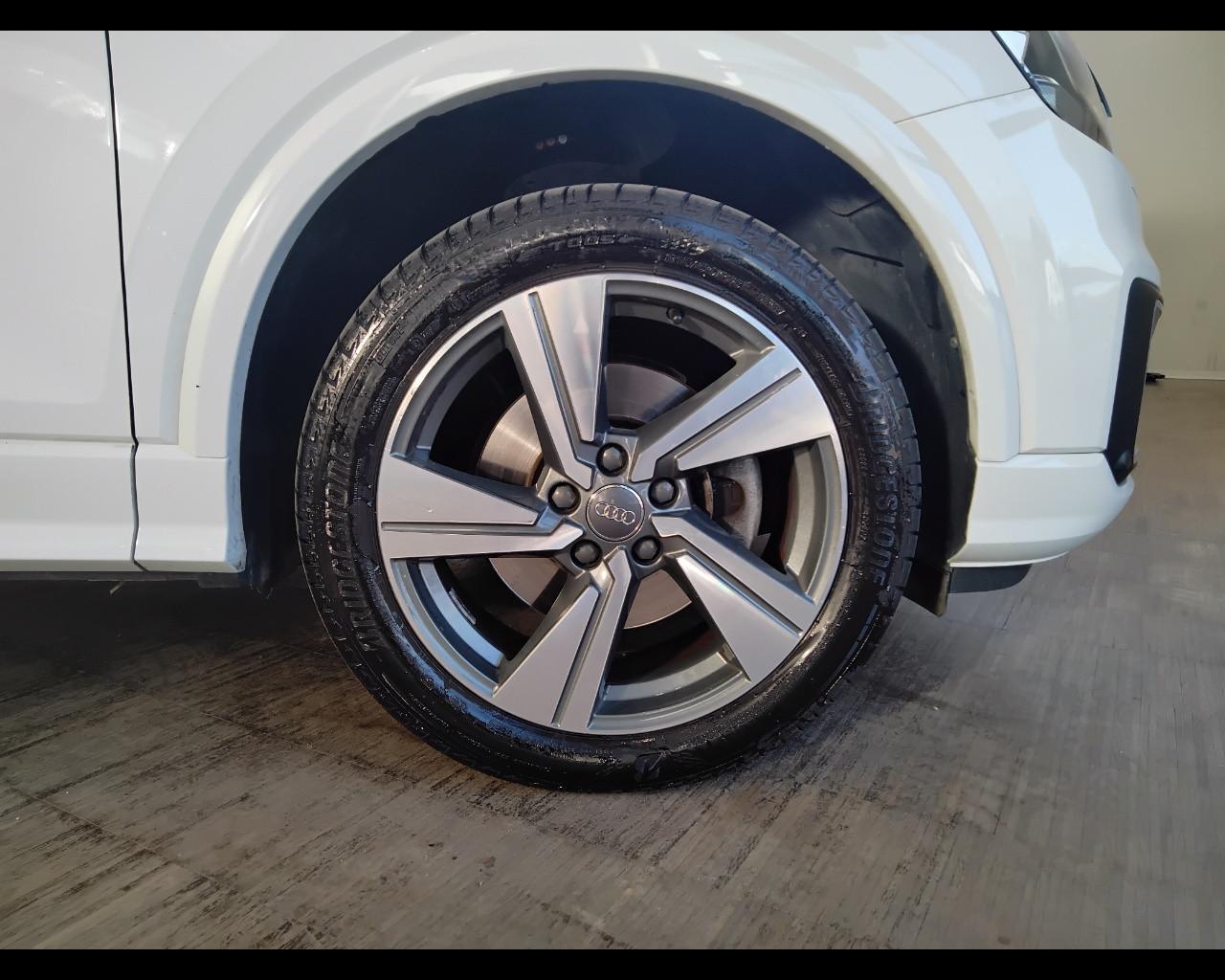 AUDI Q2 I 2017 - Q2 1.6 tdi Sport