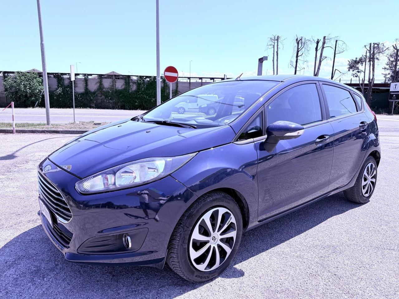 Ford Fiesta 1.4 5 porte Bz.- GPL Ok neopatentati
