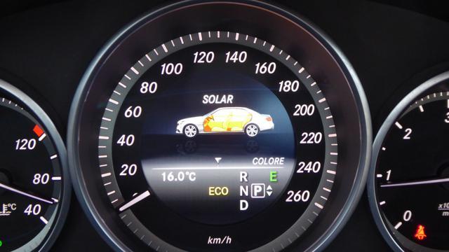 MERCEDES-BENZ E 220 CDI BlueTEC