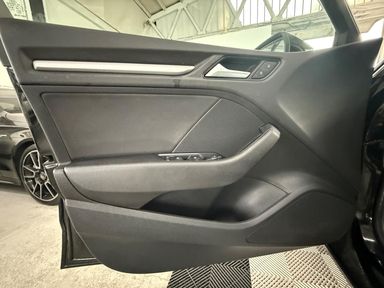 Audi A3 SPB 30 g-tron S tronic Admired