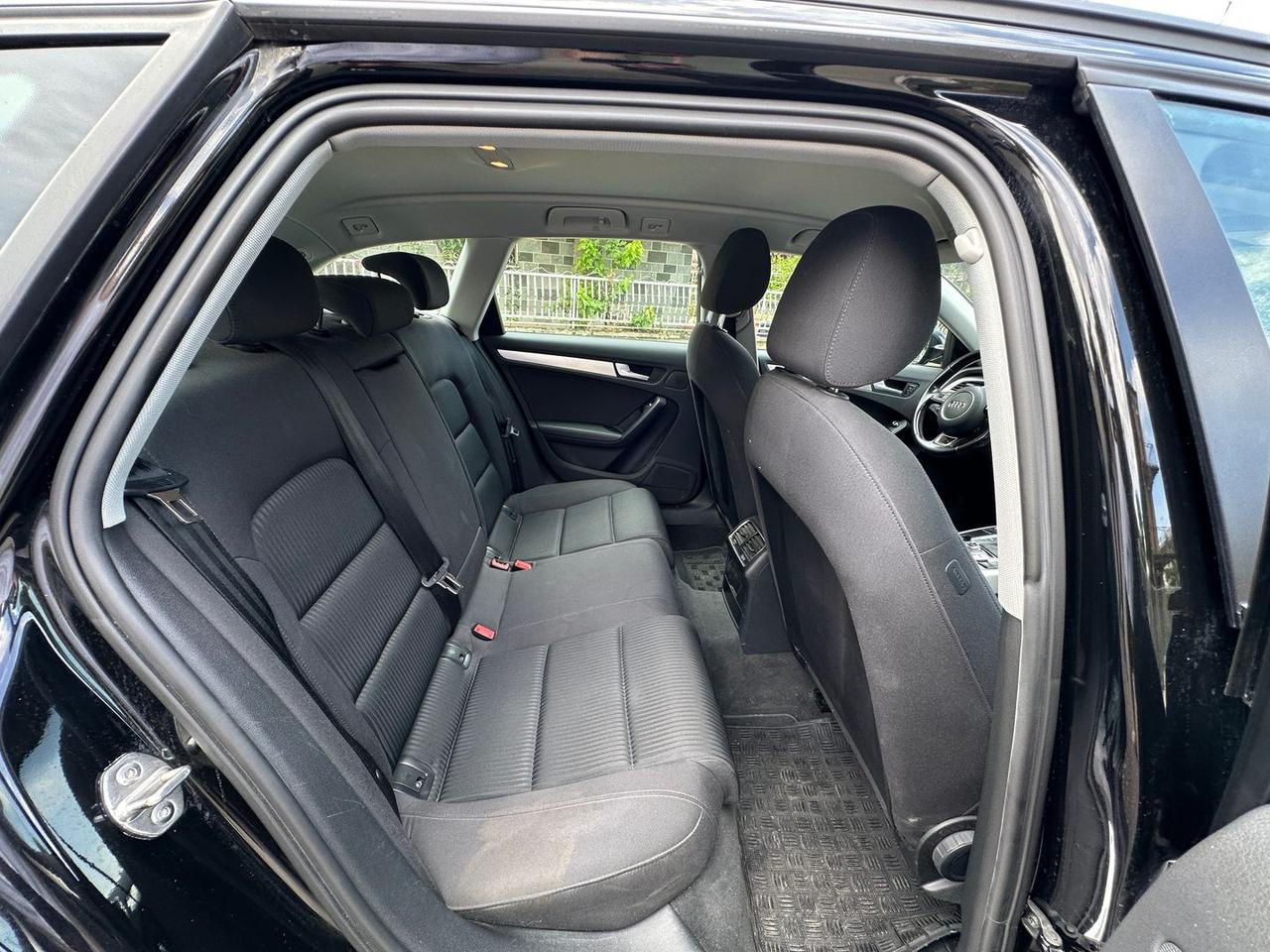 Audi A4 S Line 2.0 TDI DPF clean diesel #6468