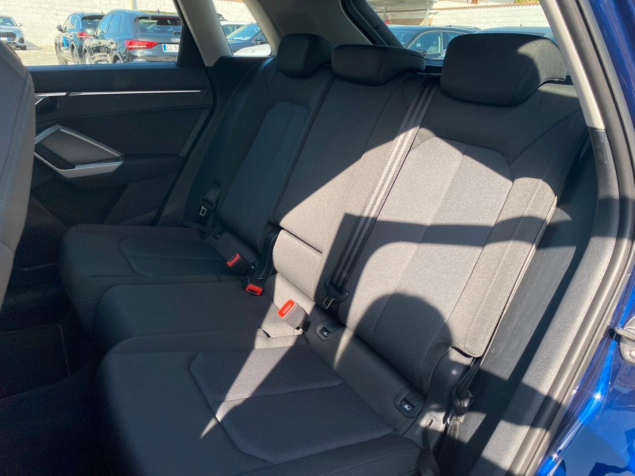 Audi Q3 Business Advanced 2.0 TDI 150CV s-tronic quattro 35