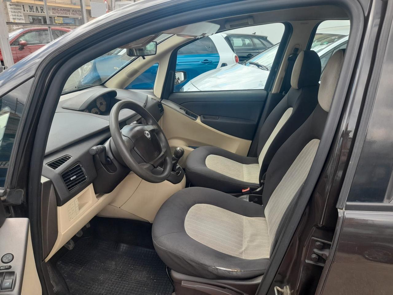 Lancia MUSA 1.3cc diesel (PRIVATO)-2005