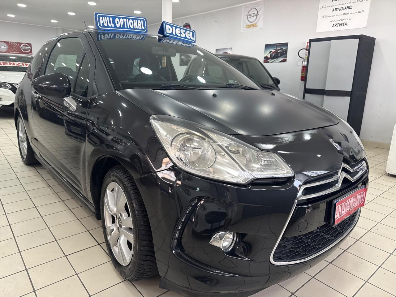 Ds3 1.4 hdi bicolore just black