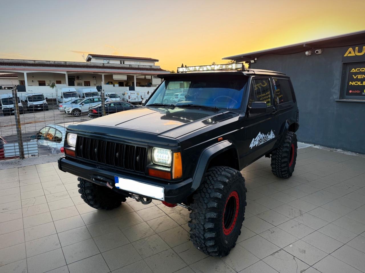 Jeep Cherokee 2.1 TD 3 porte Command-Trac (EU)