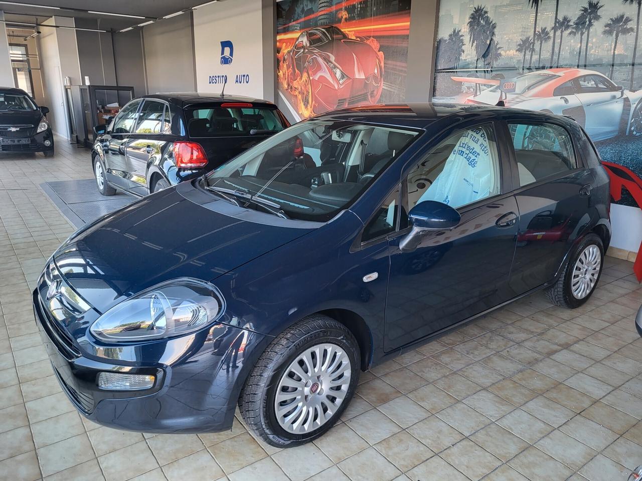 AUTO A NOLEGGIO !Fiat Punto Evo GRANDE Punto 1.4 5 porte S&S Dynamic LANCIA DELTA ,HUNDAY I 10