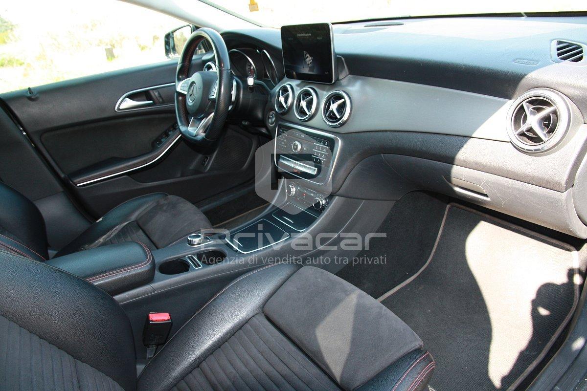 MERCEDES CLA 200 d Automatic Premium