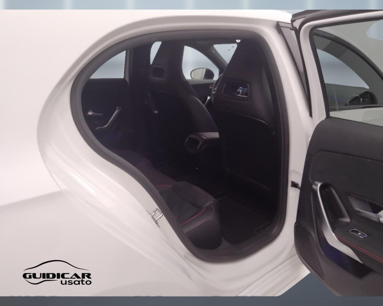 Mercedes-Benz Classe A - W177 2018 - A 180 d Premium auto