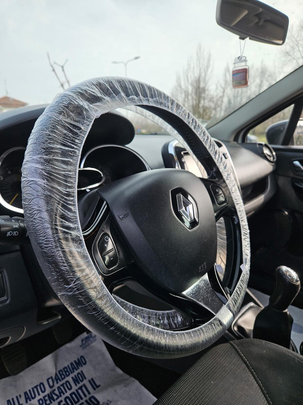 Renault Clio 1.5 dCi NEOPATENTATI