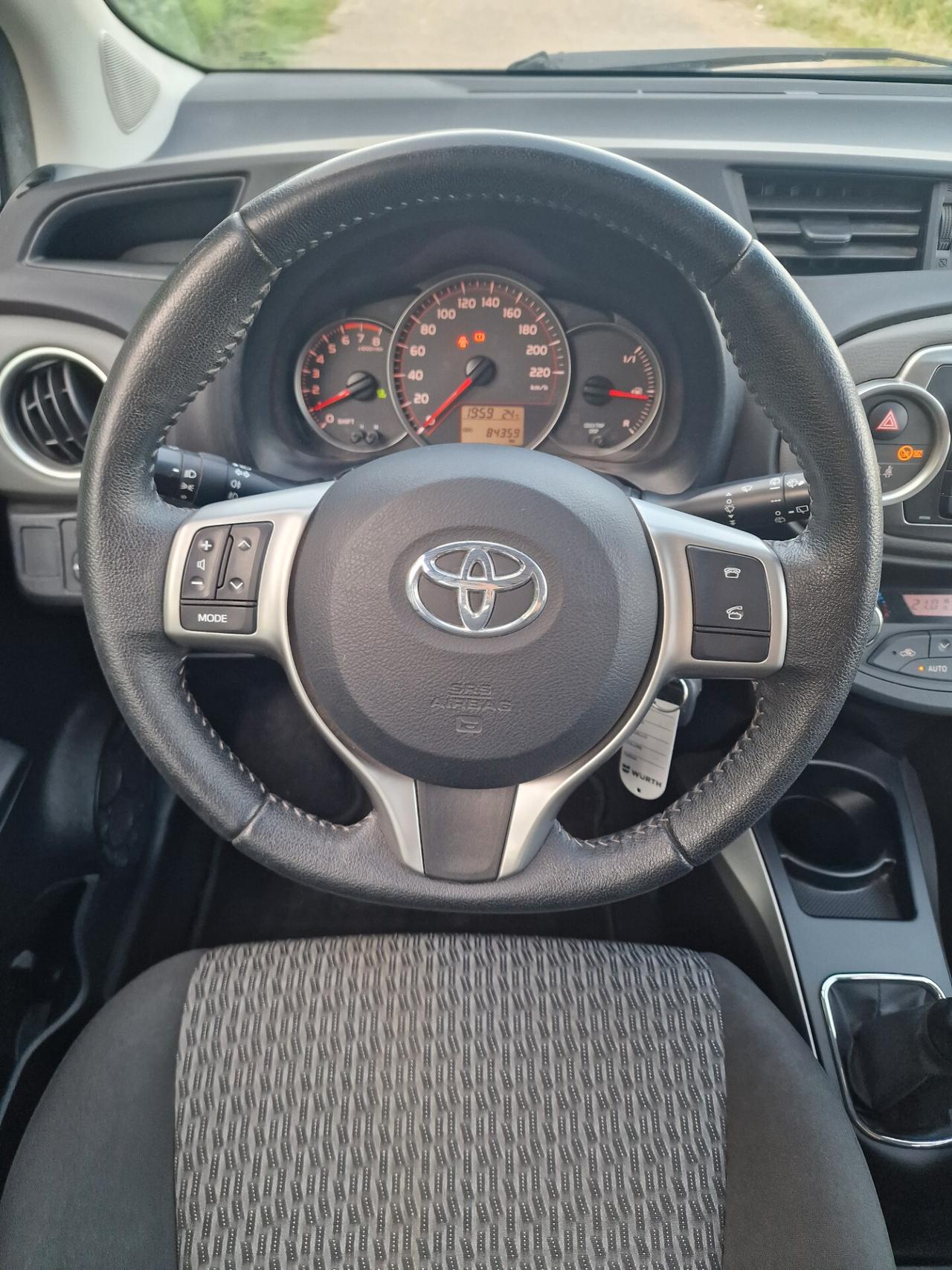 Toyota Yaris 1.0 5p 84000km