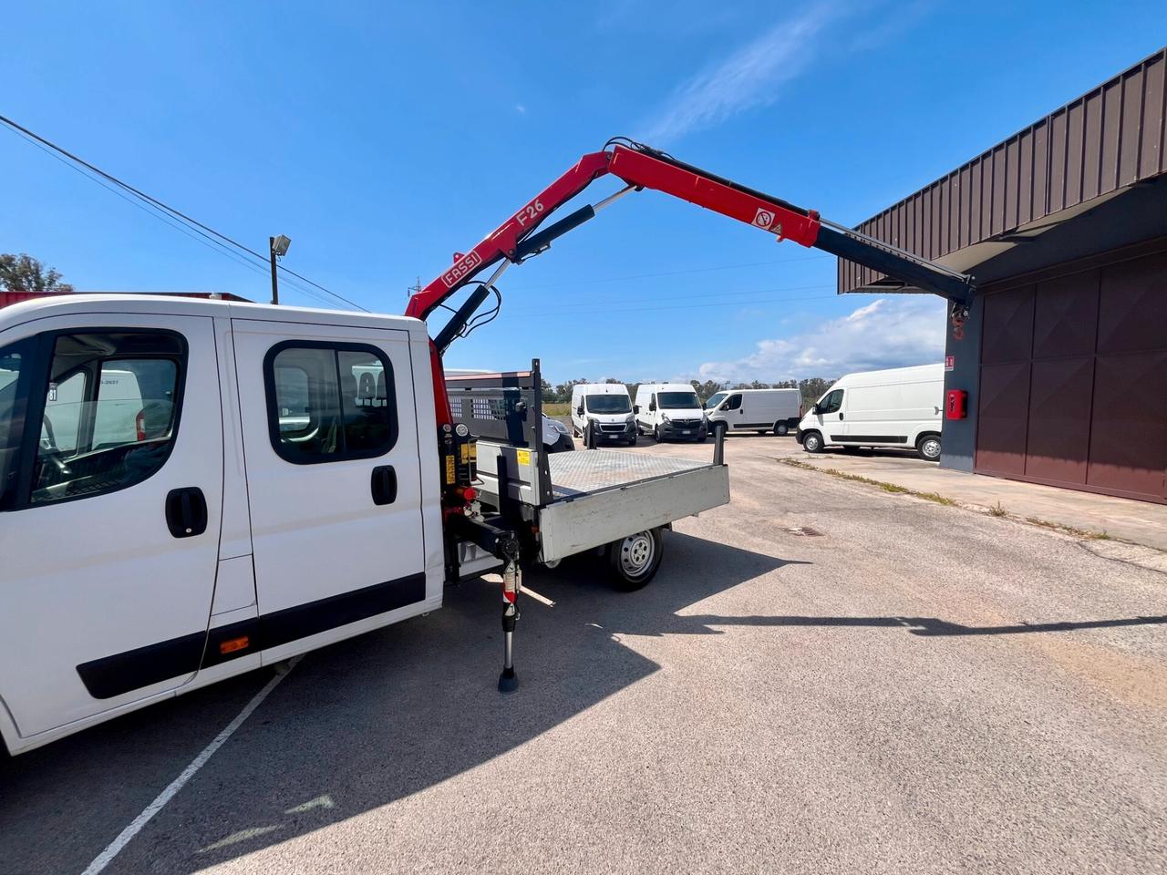 FIAT DUCATO MAXI 35 doppia cabina 7 Posti - CASSONE FISSO E GRU Fassi