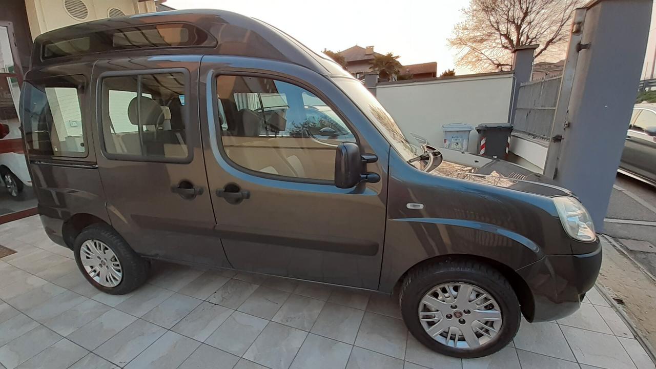Doblò 1.4 benzina trasporto disabili pedana