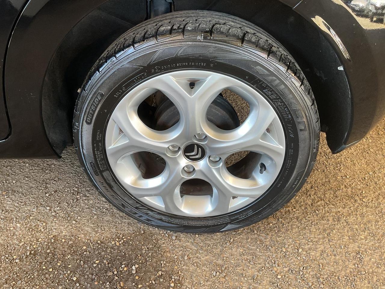 C3 1.2 VTi 82 Exclusive-( 50 mila km)-UNIPRO-rate-garanzia
