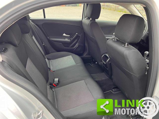 MERCEDES-BENZ A 160 d Business