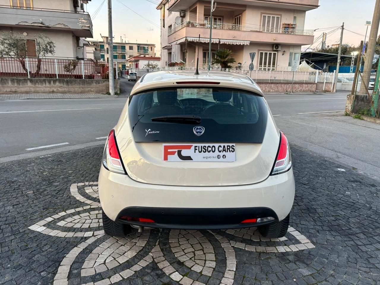 Lancia Ypsilon 1.2 69 CV 5 porte S&S Gold