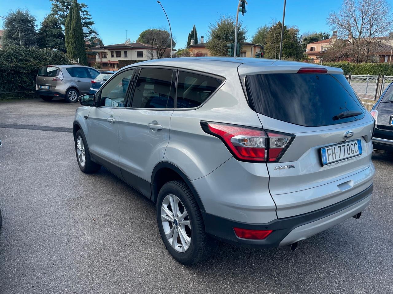Ford Kuga 1.5 TDCI 120 CV S&S 2WD Titanium