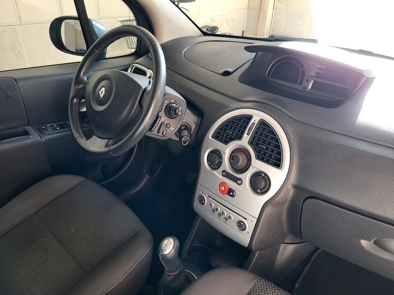 Renault Modus Grand 1.2 16V Dynamique