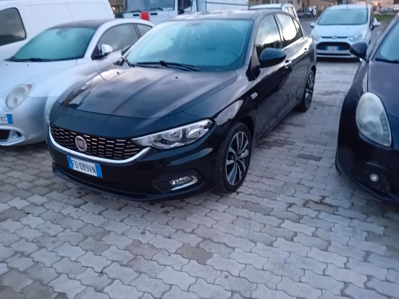 Fiat Tipo 1.6 Mjt 4 porte Opening Edition