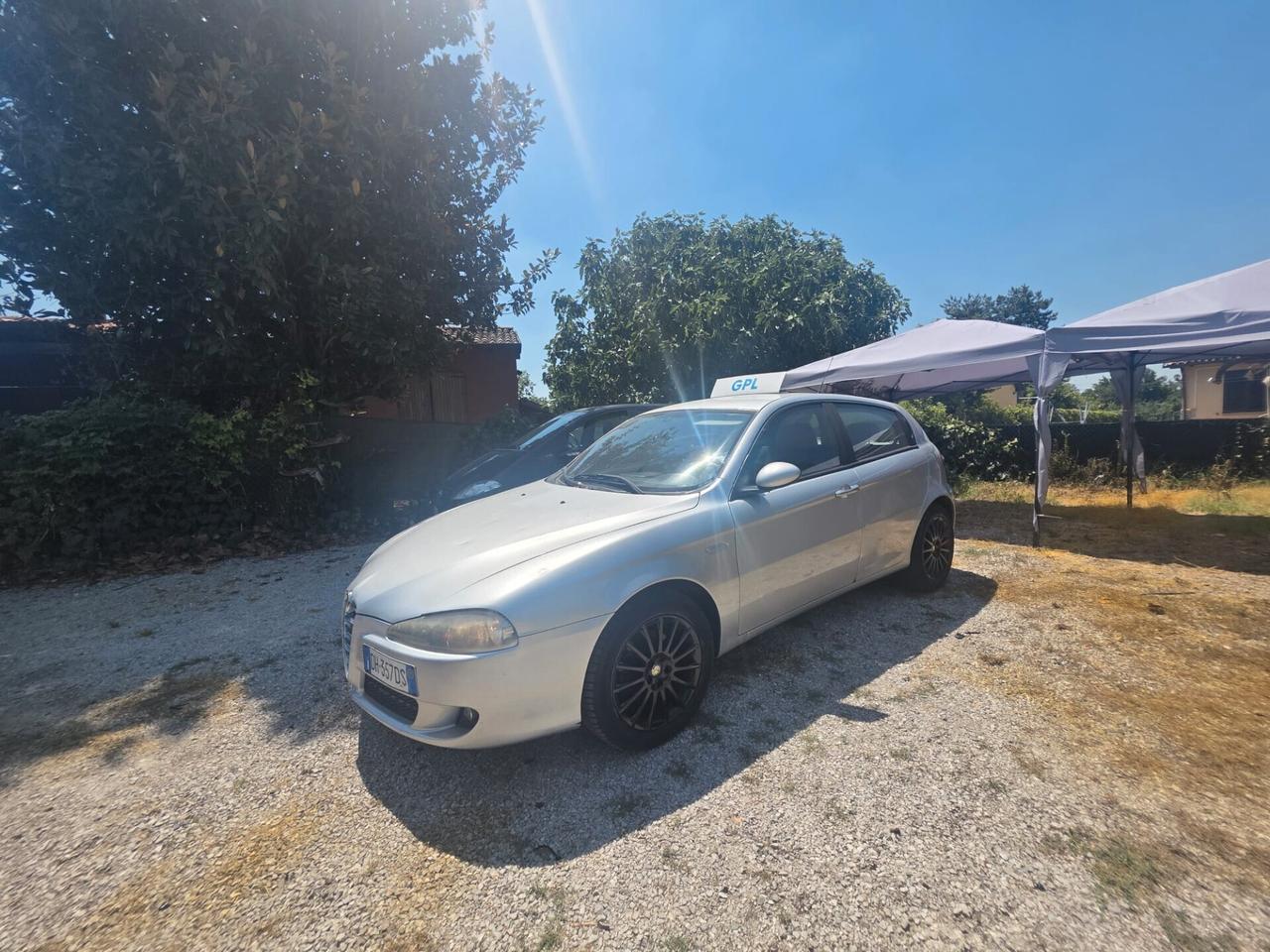 Alfa Romeo 147 1.6 cc GPL 5 porte full optional