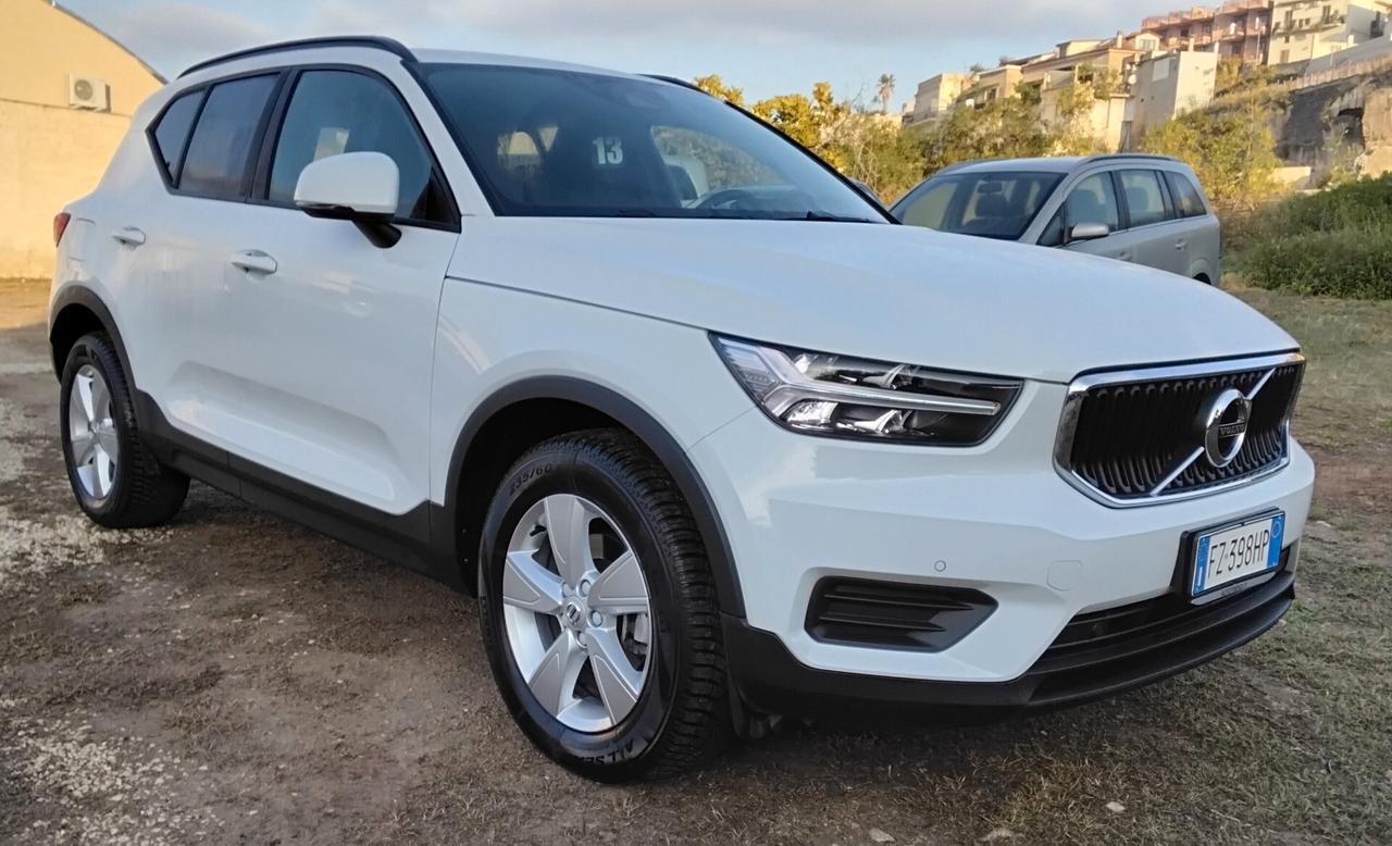 Volvo XC40 T3 Momentum
