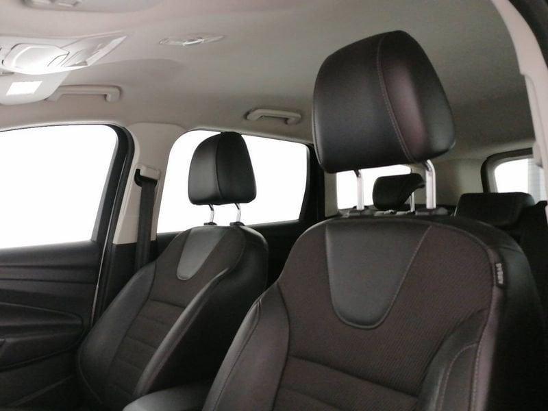 Ford Kuga 2.0 tdci Titanium 4wd s&s 150cv powershift E6