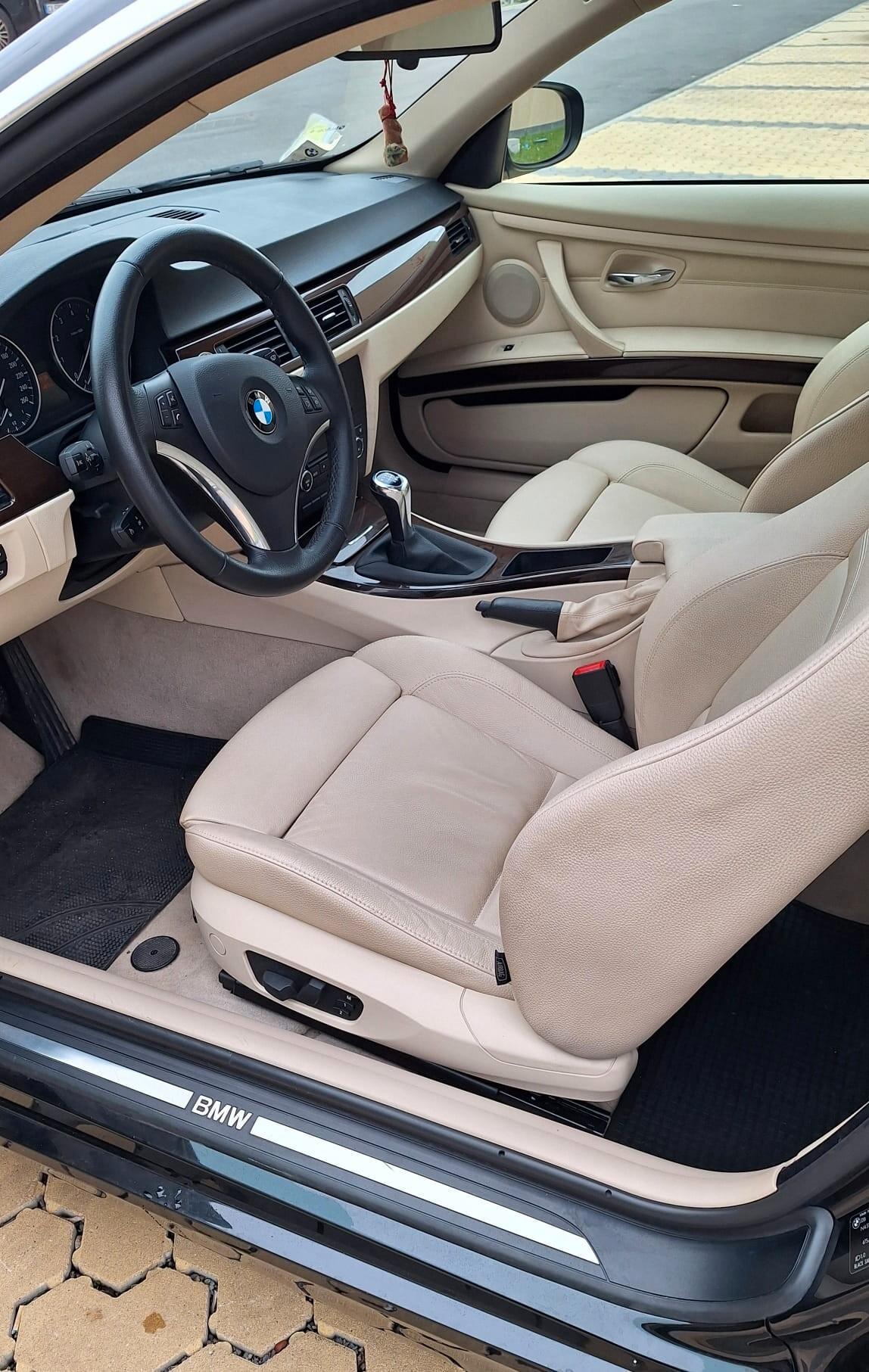 BMW 320i COUPè - 66.000km - PARI AL NUOVO