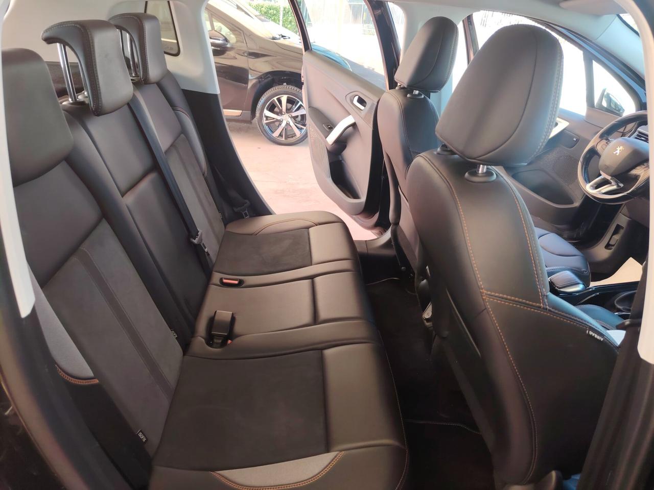 Peugeot 2008 1.6 BlueHDi 120 Crossway FULL OPT + TETTO