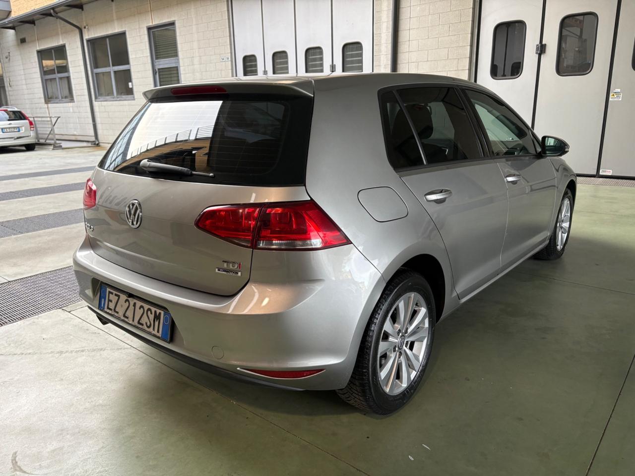 Volkswagen Golf Business 1.6 TDI DSG 5p. Highline BlueMotion Technology