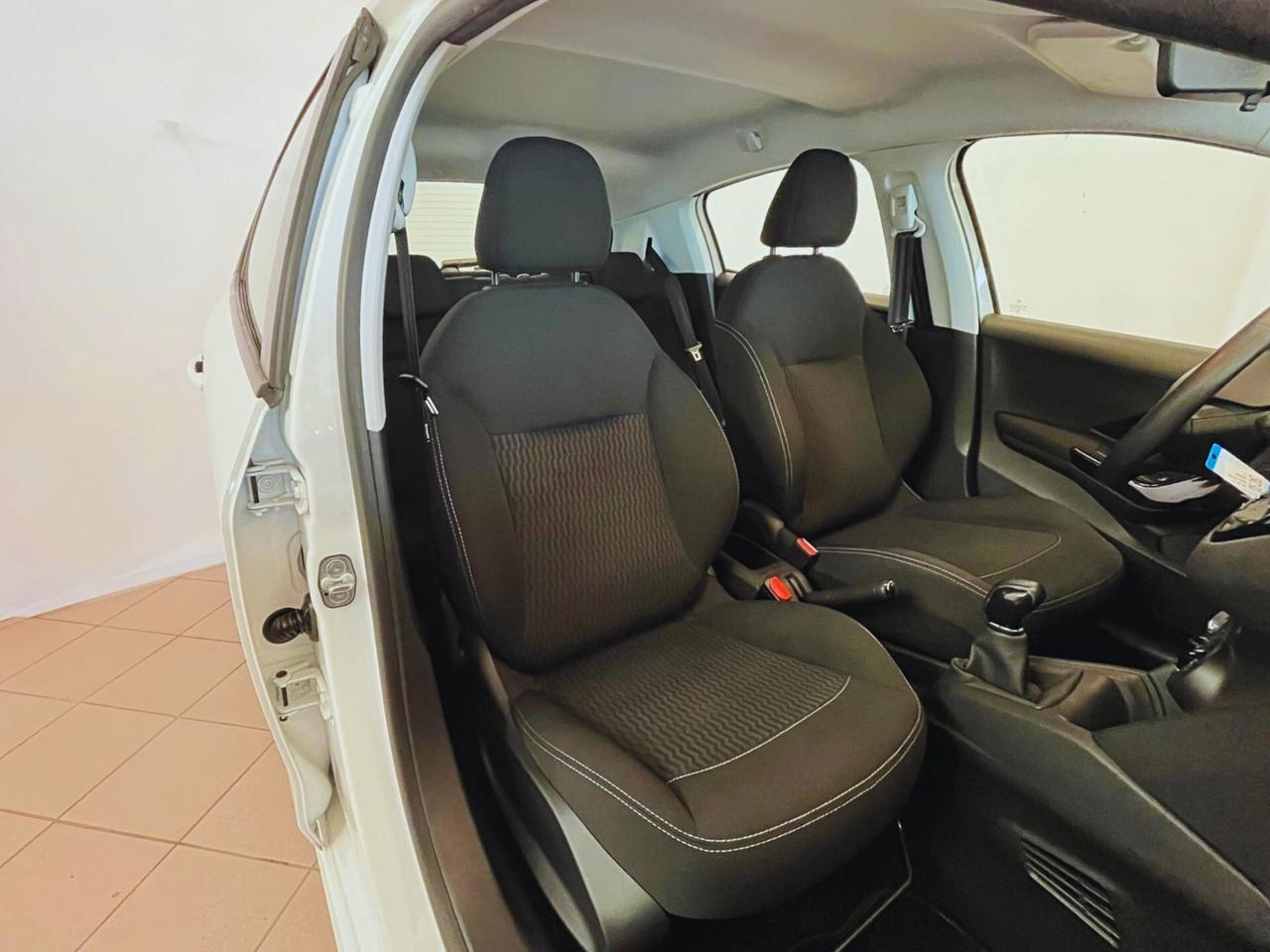 Peugeot 208 BlueHDi 100 S&S 5p. Mix