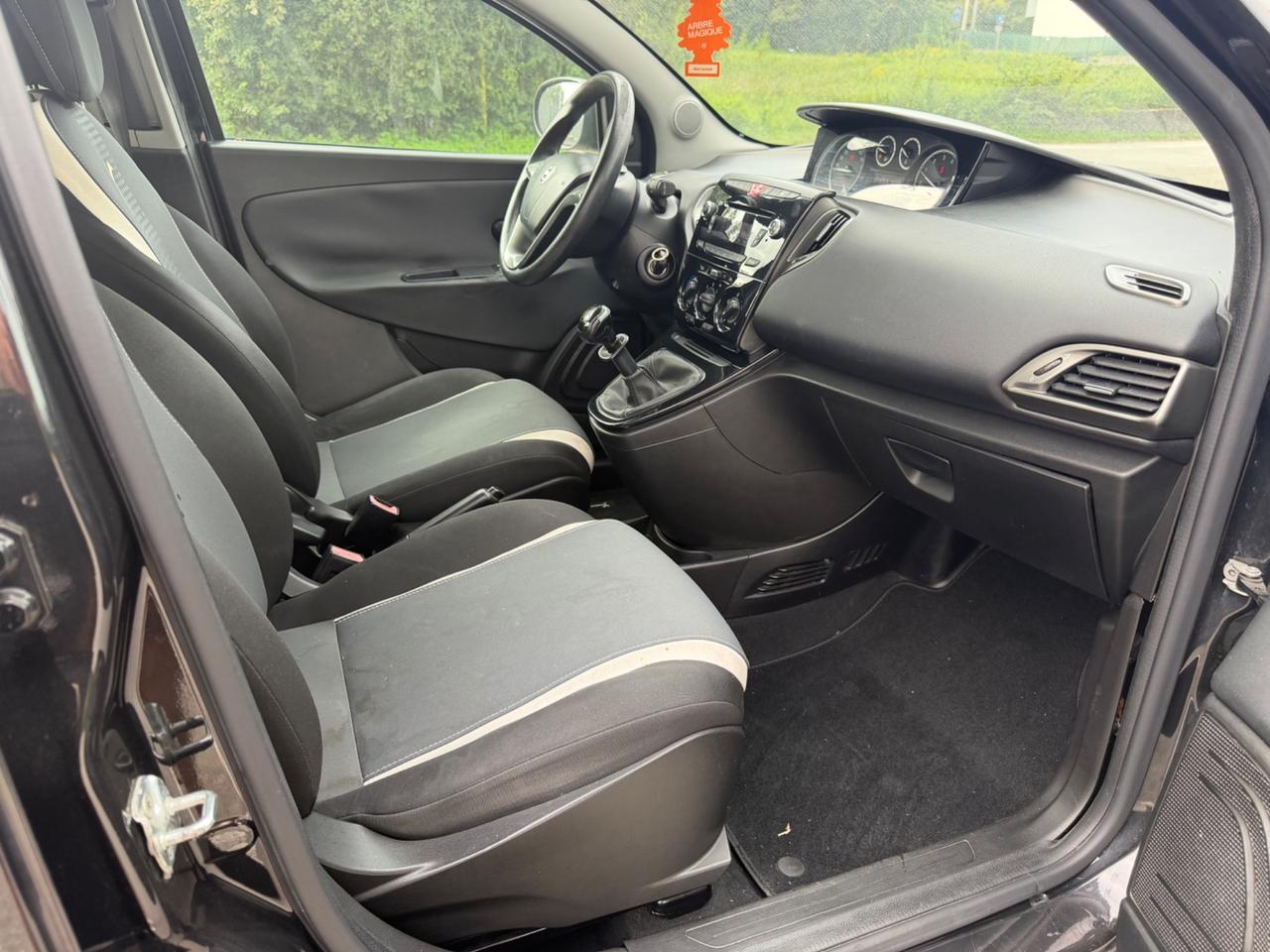 Lancia Ypsilon 1.2 69 CV 5 porte Elle
