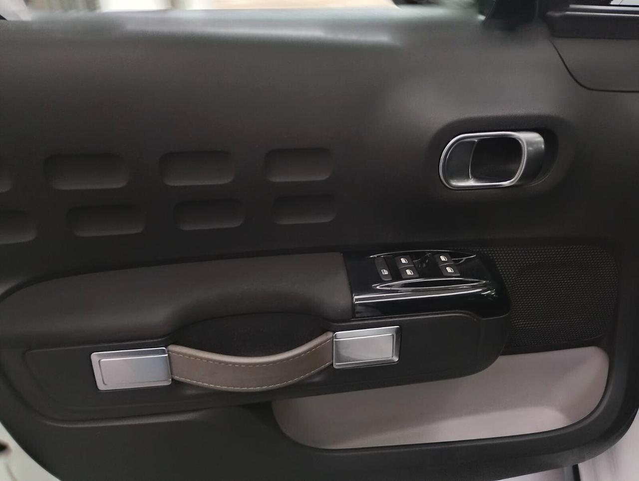 Citroen C3 PureTech 82 Shine